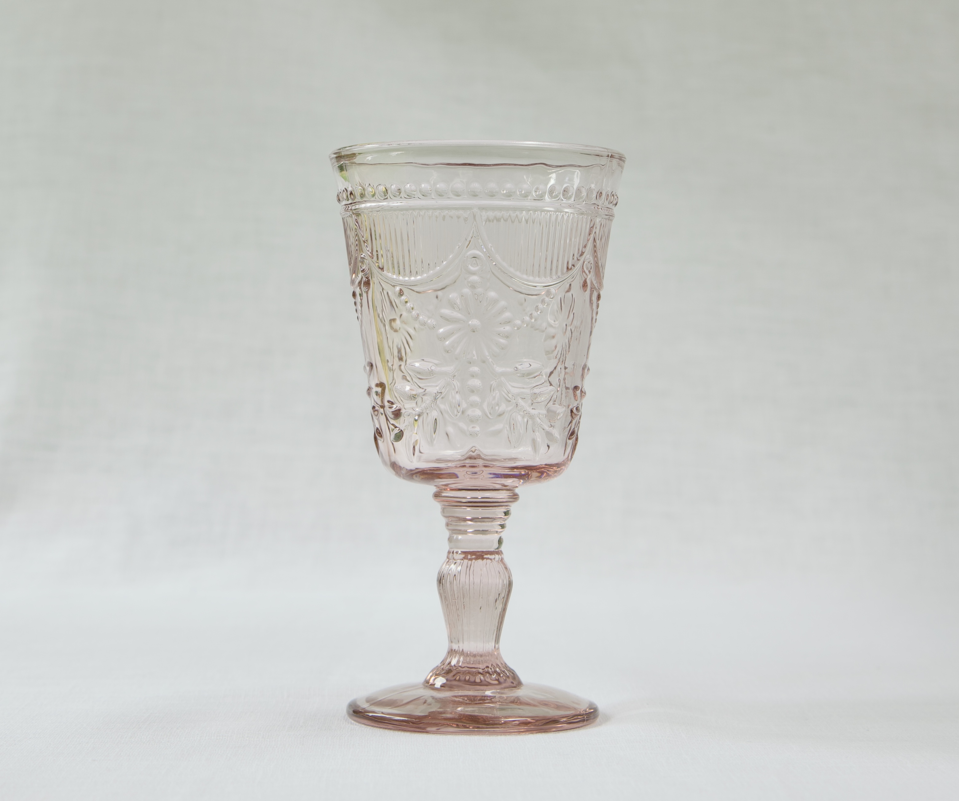 Debutante Blush Water Goblet