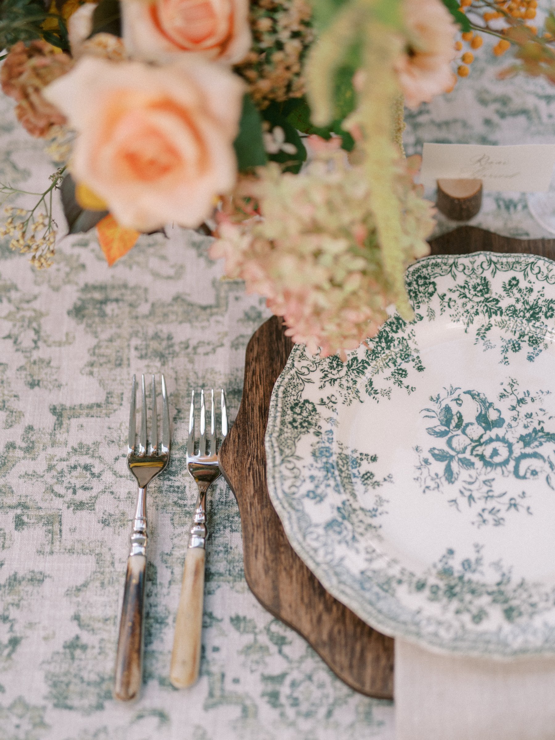 Chloe Green Floral Dinner Plate