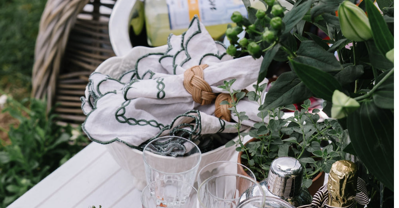 Green Edged Embroidered Linen Napkins