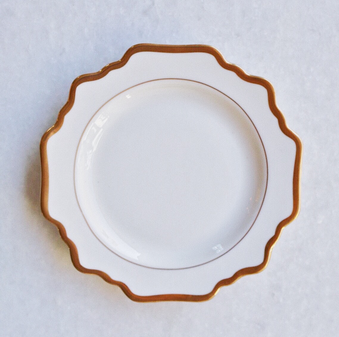 Anna Weatherly Dinner Plate | White & Gold